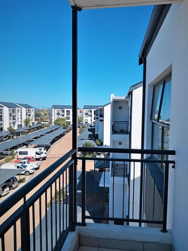 1 Bedroom Property for Sale in Sandown Western Cape